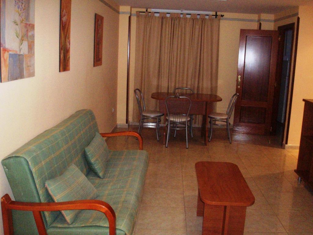 Hotel Los Hermanos Ocana  Room photo